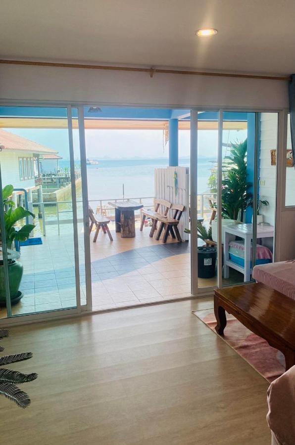 บ้านพักการ์ฟิลด์ ซีวิว เกาะล้าน Luaran gambar